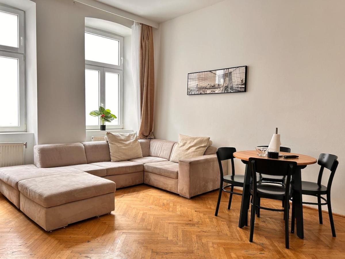 Spacious Central 4-Room Suite For 6 - Near Subway Відень Екстер'єр фото